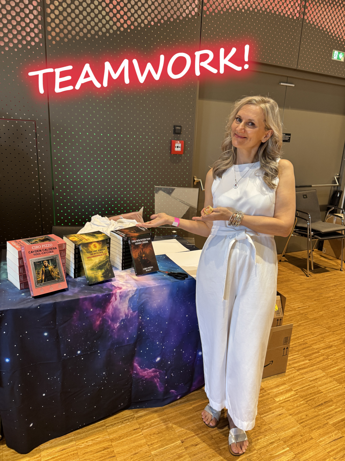 Viktoria – Lektorin und Teamwork hinter Cayden Caldera® Publishing